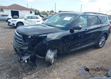 2023 Ford Explorer Xlt z USA, uszkodzony, nr VIN 1FMSK8DH4PGB33634